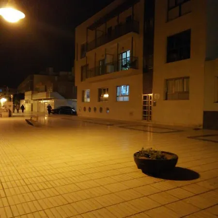 La Roca Marina 阿里纳加